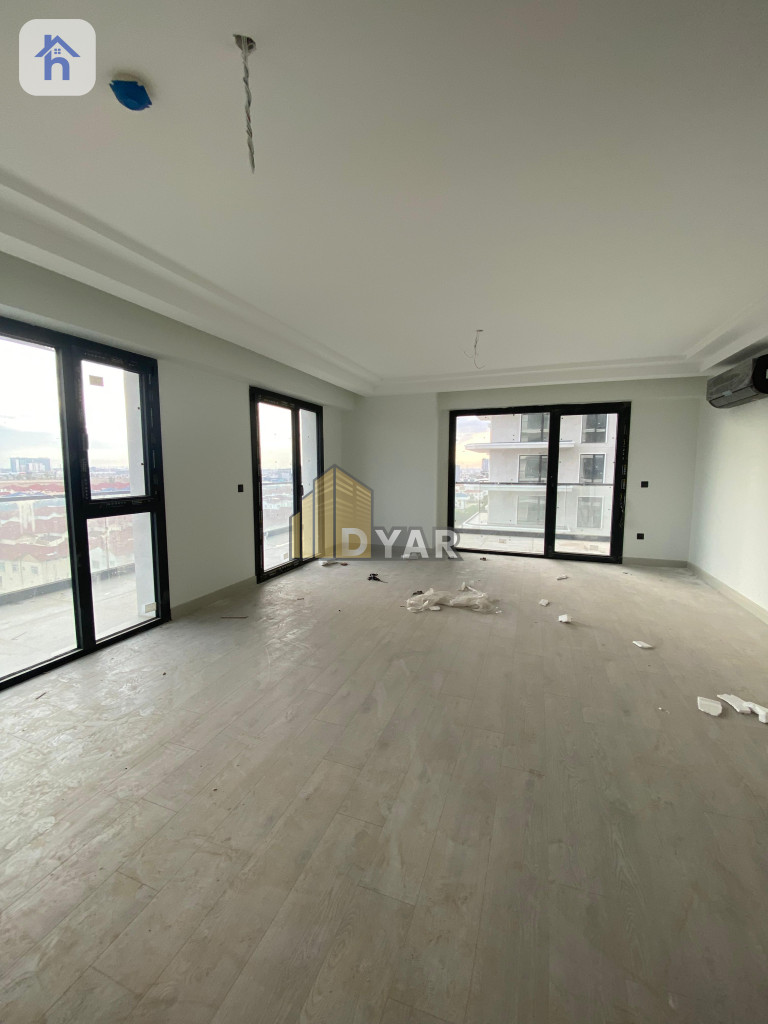 شقة واسعة في أبراج رامي