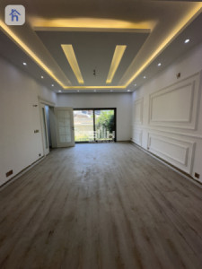 Spacious House with 4 Bedrooms Resim 11
