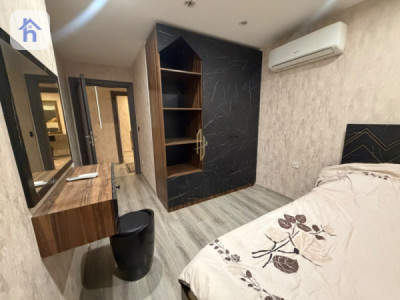 Luxury Apartment image 17