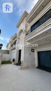 Luxury House image 7