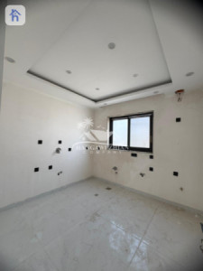 Charming Villa for Sale image 9