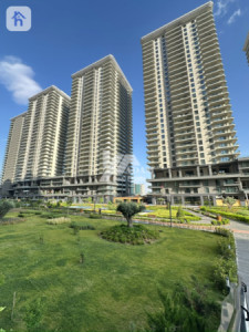 Apartment in Cash — 1