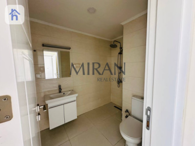 شوقەی مۆدێرن دوو ژووری نوستن لە نزیک فڕۆکەخانە وێنە 5