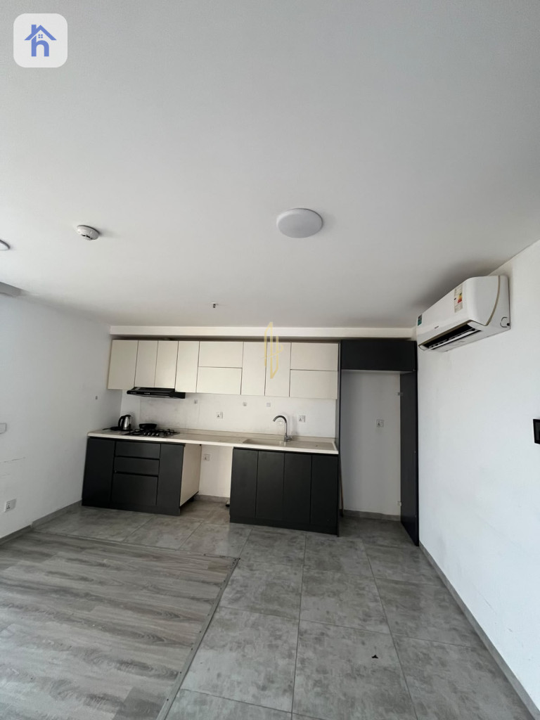 Bright and Airy Apartment for Rent