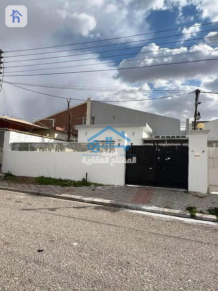 1 Bedroom House in Lawan City