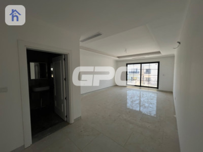 Corner House Image 13