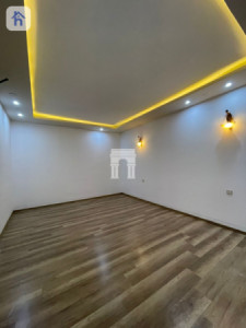 Luxurious 5-Bedroom House for Sale image 14