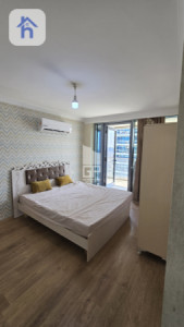 Modern Apartment with Prime Location Resim 3