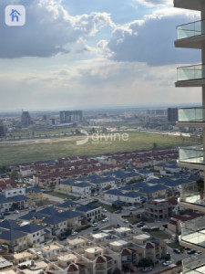 Studio Apartment Image 6