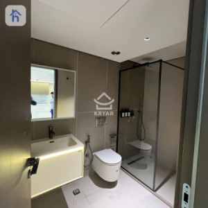 Modern one-bedroom apartment image 6