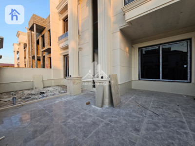 Modern House image 3