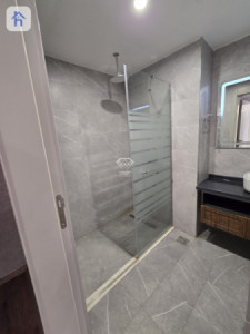 Elegant High-Rise Living Space Image 11