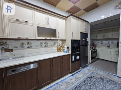 Cozy Family House with 4 Bedrooms Image 5