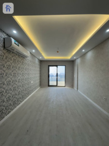 Modern Apartment in Queen Tower image 2