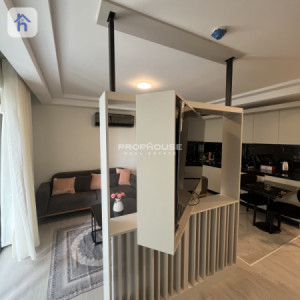 Chic Studio Apartment in Rami Towers Resim 7