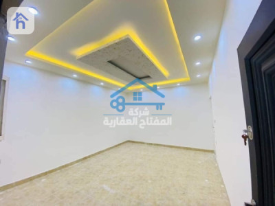منزل مقابل الحديقة صورة 6