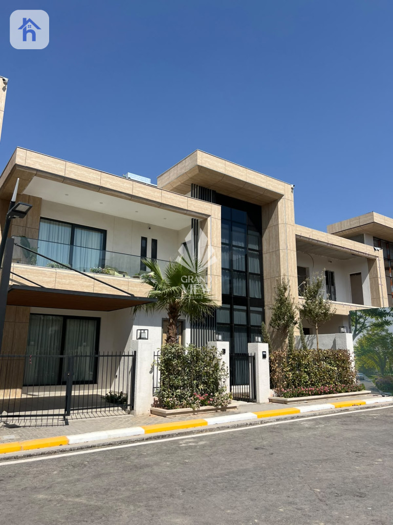 Spacious Family Home in Asco Village — 1
