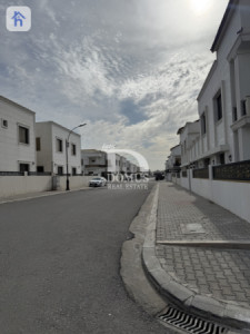 خانوویەکی فراوان لە گوندی ئارام وێنە 3