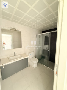 Modern 1-bedroom apartment, 16th floor image 8