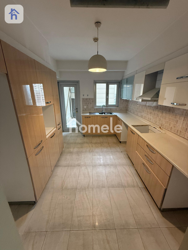 Modern Apartment with 1 Bedroom