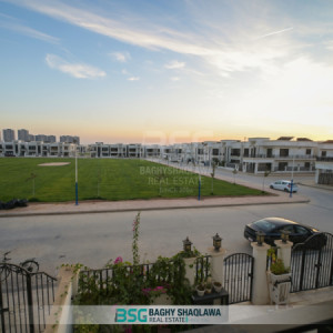 خانوو بەرامبەر باخچە وێنە 10