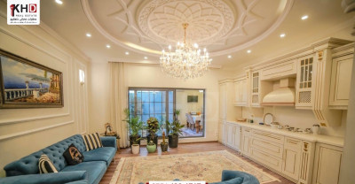 Luxurious House with Multiple Bedrooms Image 3