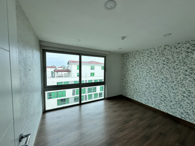 Duplex Apartment Image 5